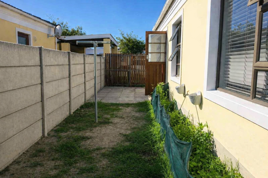 3 Bedroom Property for Sale in Stellendale Western Cape